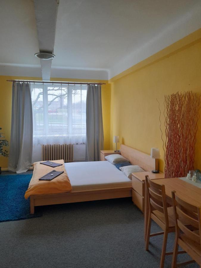 Motel Grado Prag Exteriör bild