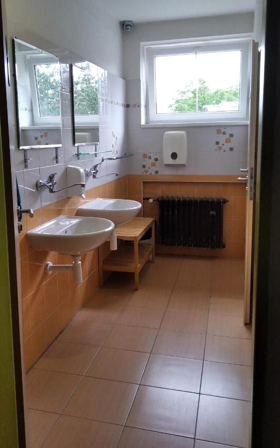 Motel Grado Prag Exteriör bild